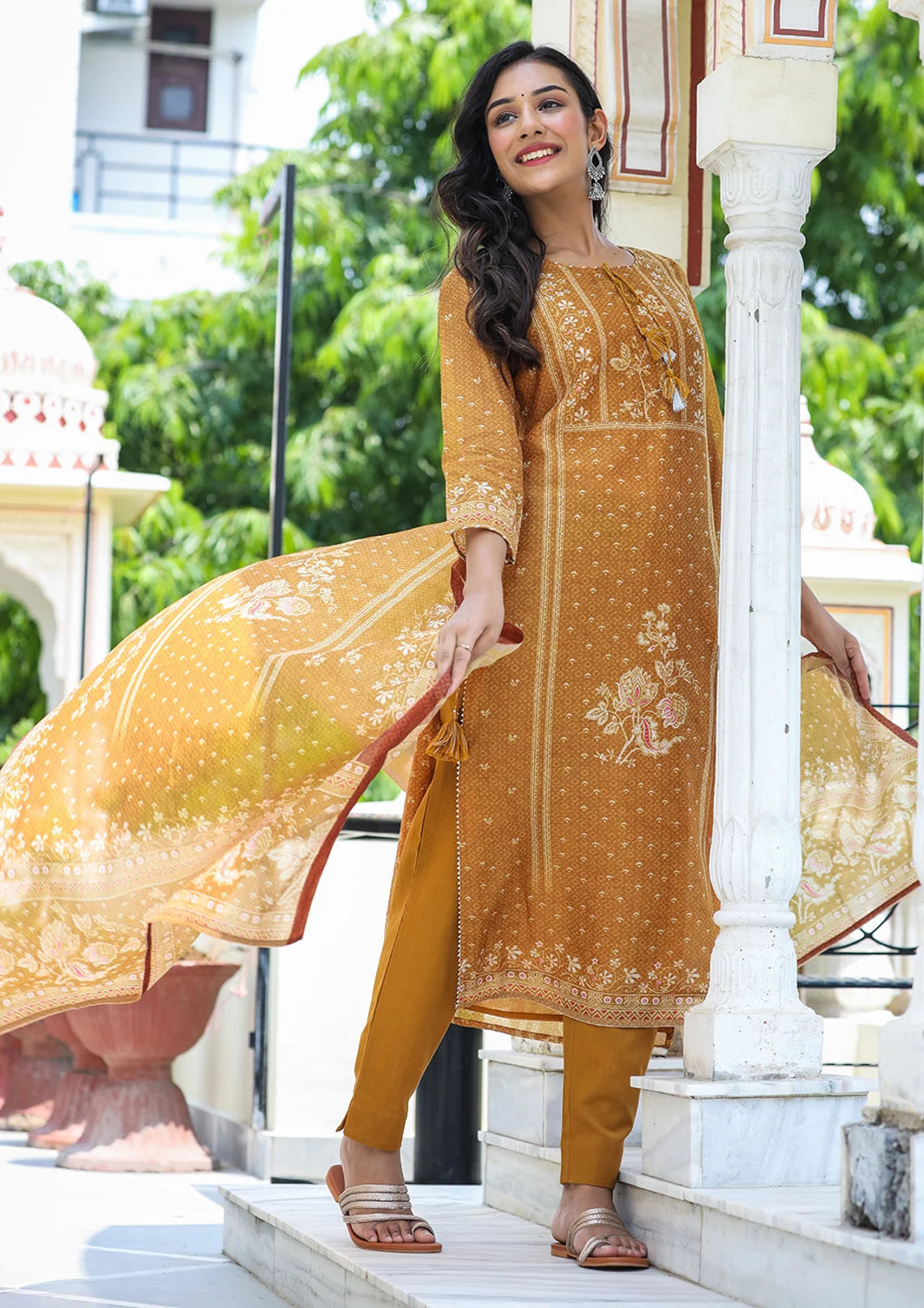 Buy Pakistani Red Lehenga Kurti Wedding Party Dress – Nameera by Farooq